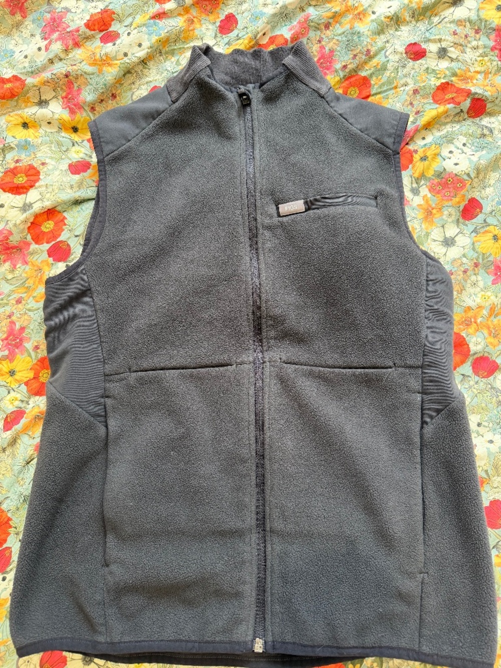 FIGS Gray Fleece Zip Vest Size S Gray